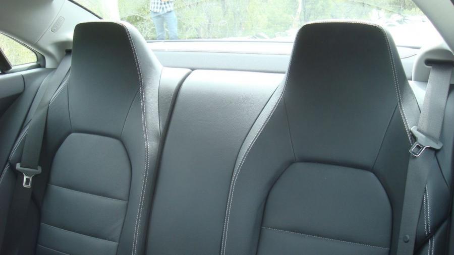  Mercedes-Benz E-Class Coupe 2010 года  (фото 49 из 84)